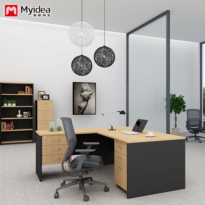 Anpassung Klassischer Schreibtisch mit Schränken, Schubladen, Ausfüllung und Datenspeicherung, Firmencomputer, Büro-Schreibtisch,Manager-Schreibtisch